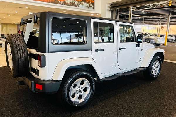 2015 Jeep Wrangler Unlimited Overland JK