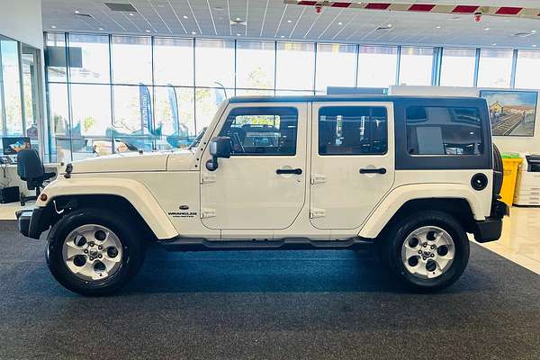2015 Jeep Wrangler Unlimited Overland JK