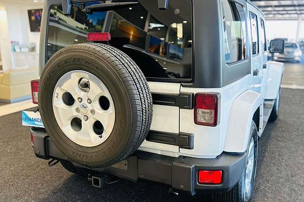 2015 Jeep Wrangler Unlimited Overland JK