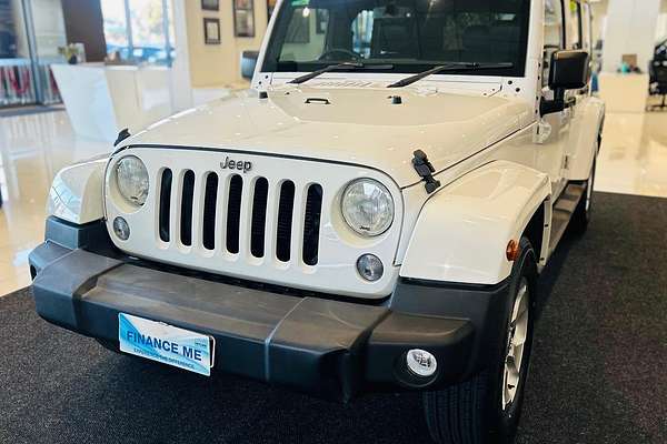 2015 Jeep Wrangler Unlimited Overland JK