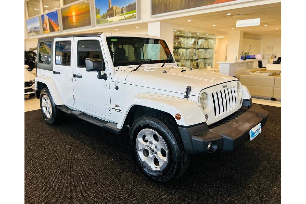 2015 Jeep Wrangler Unlimited Overland JK