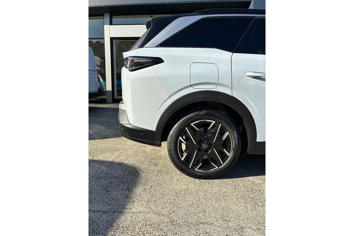 2025 Peugeot 5008 GT Premium Hybrid P74