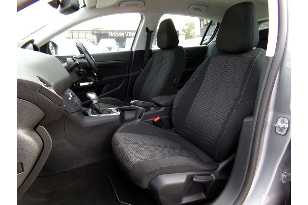 2018 Peugeot 308 Active T9