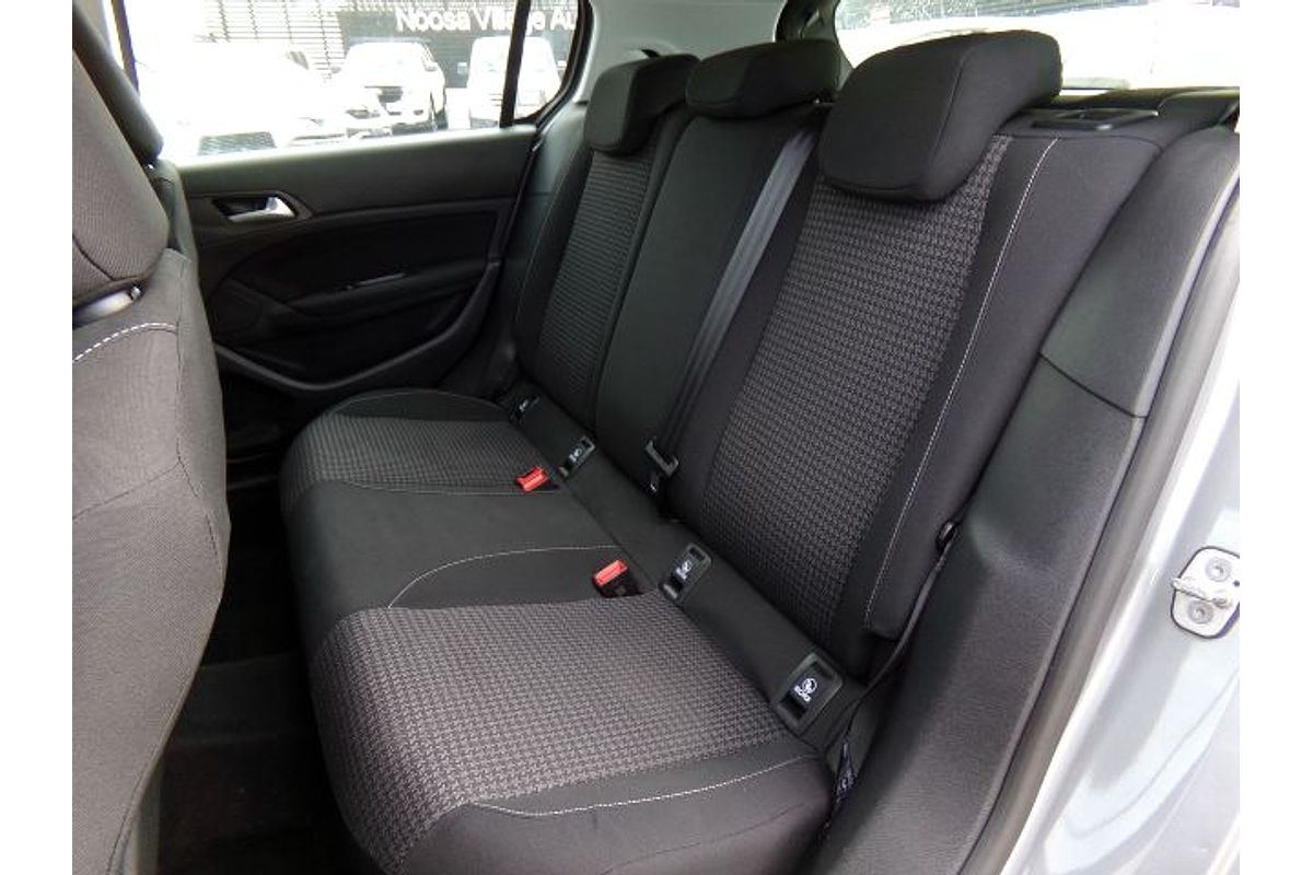 2018 Peugeot 308 Active T9