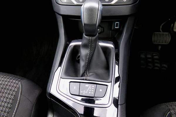 2018 Peugeot 308 Active T9