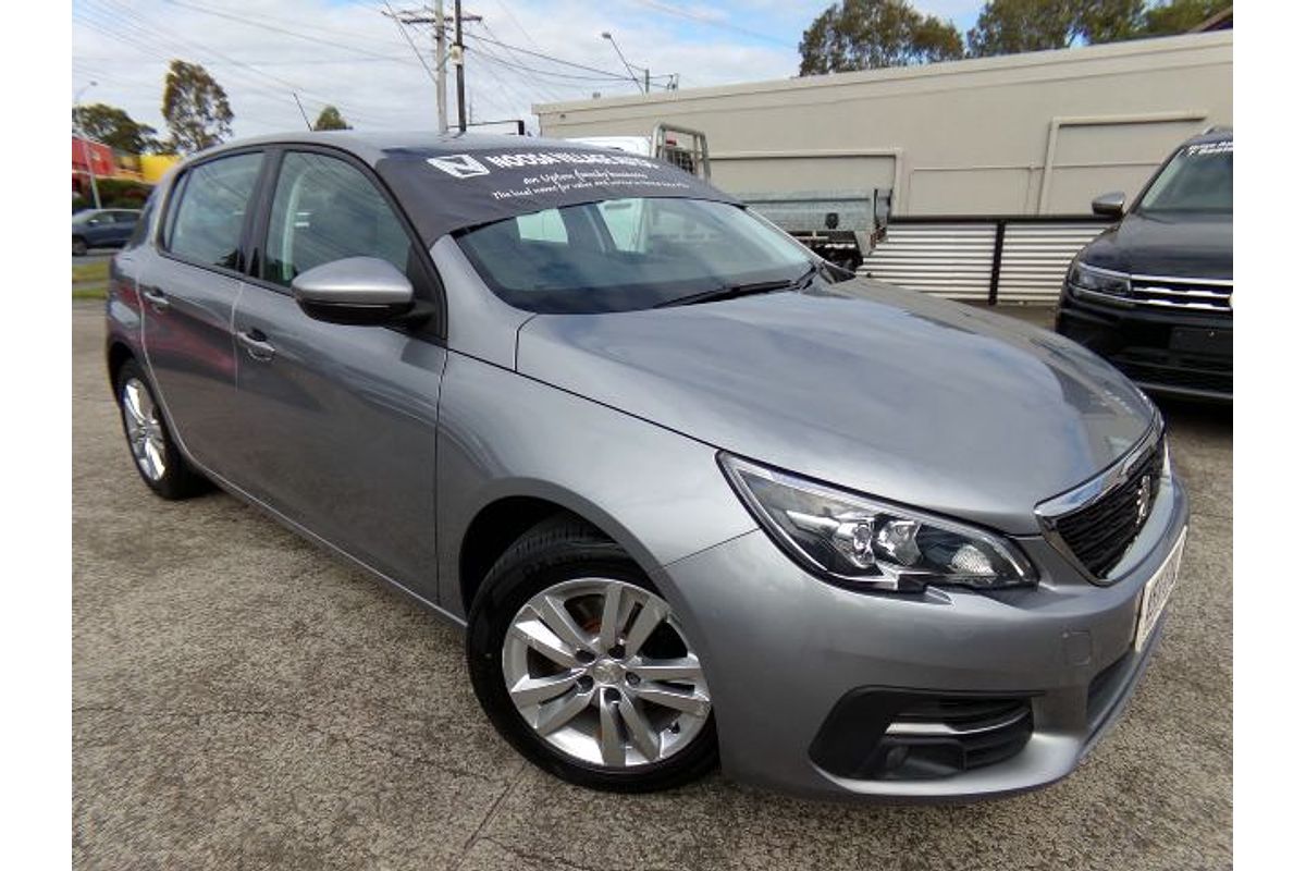 2018 Peugeot 308 Active T9