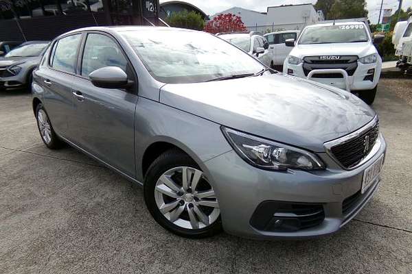 2018 Peugeot 308 Active T9