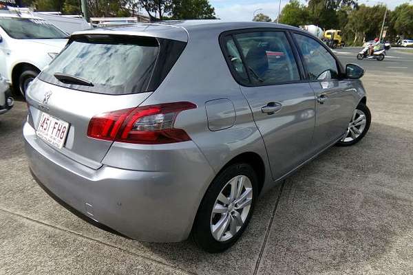 2018 Peugeot 308 Active T9