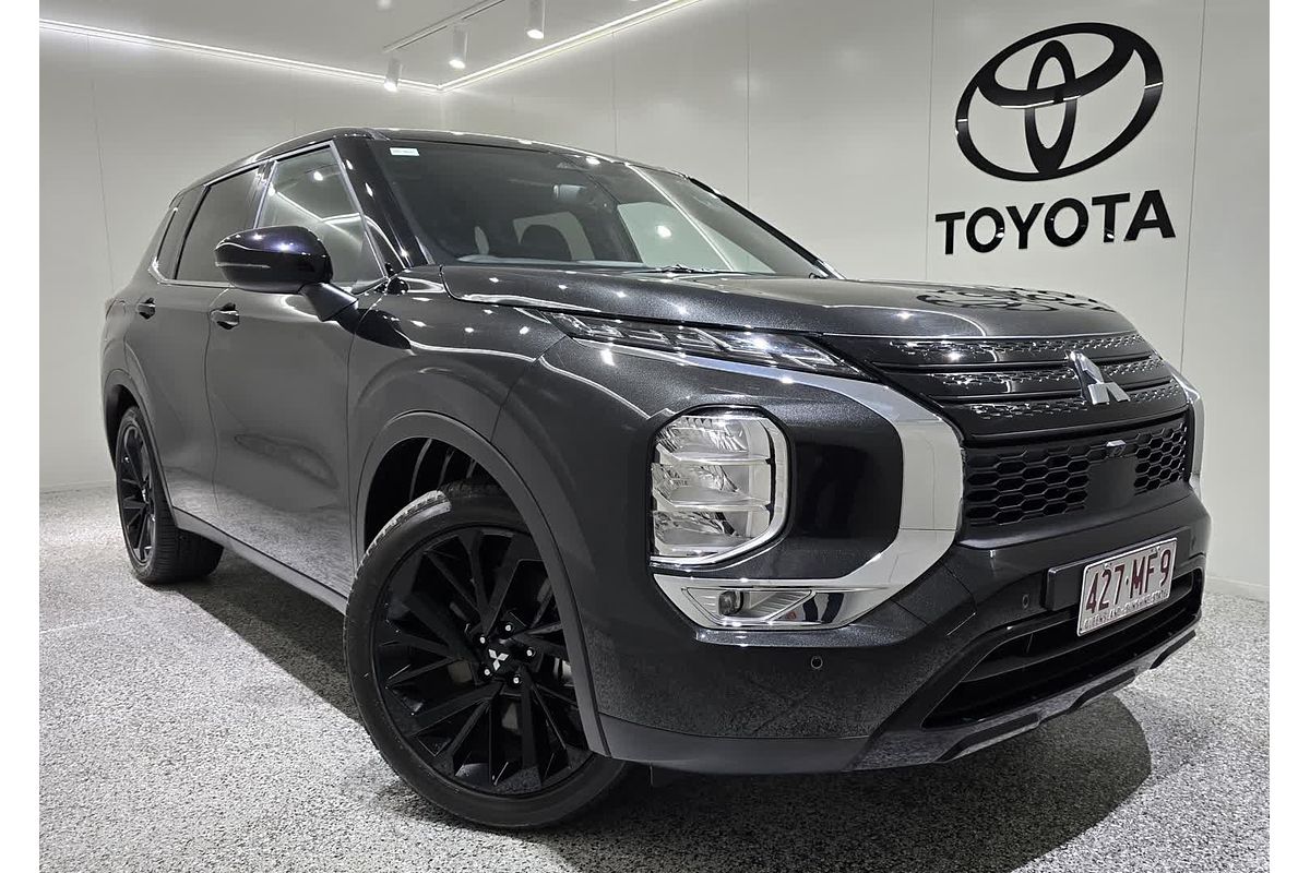 2024 Mitsubishi OUTLANDER OUTLANDER BLACK EDITION 7 SEAT (2WD) ZM2B46