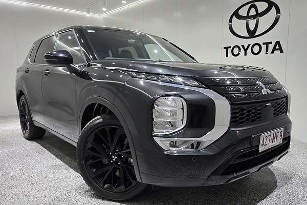 2024 Mitsubishi Outlander Black Edition ZM