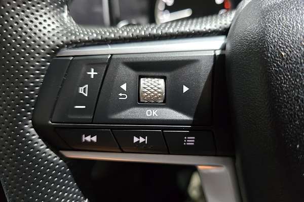 2024 Mitsubishi OUTLANDER OUTLANDER BLACK EDITION 7 SEAT (2WD) ZM2B46