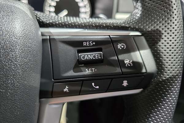2024 Mitsubishi OUTLANDER OUTLANDER BLACK EDITION 7 SEAT (2WD) ZM2B46