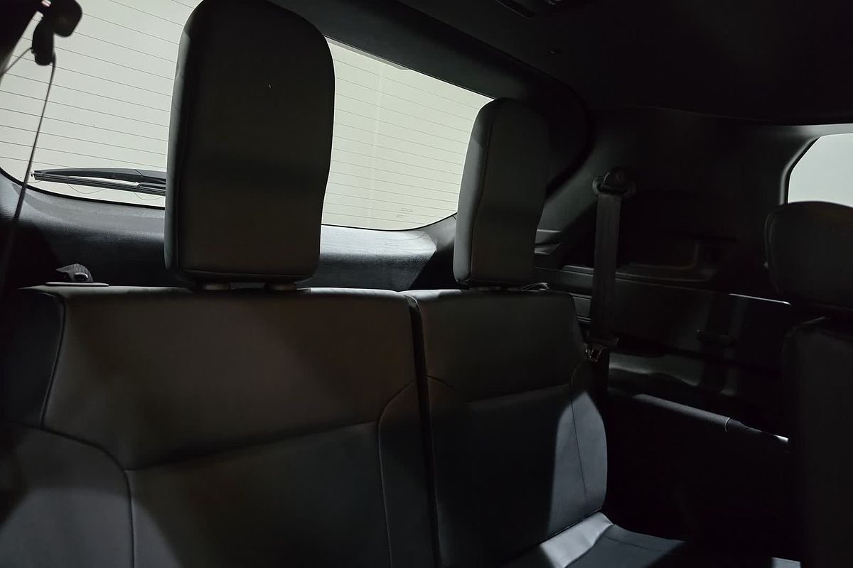 2024 Mitsubishi OUTLANDER OUTLANDER BLACK EDITION 7 SEAT (2WD) ZM2B46