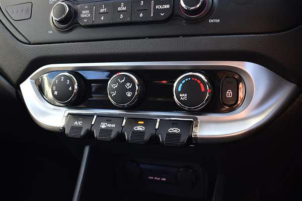 2013 Kia Rio S UB