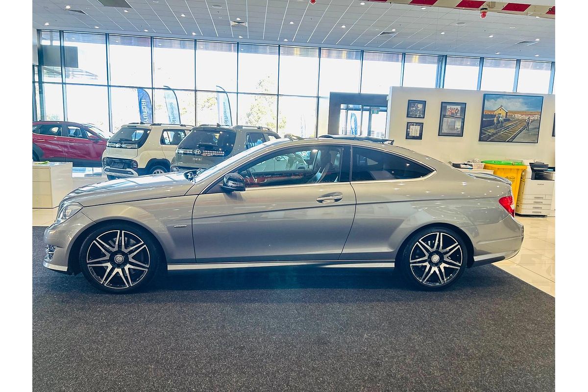 2013 Mercedes-Benz C-Class C250 C204