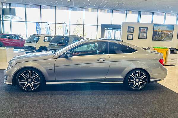 2013 Mercedes-Benz C-Class C250 C204