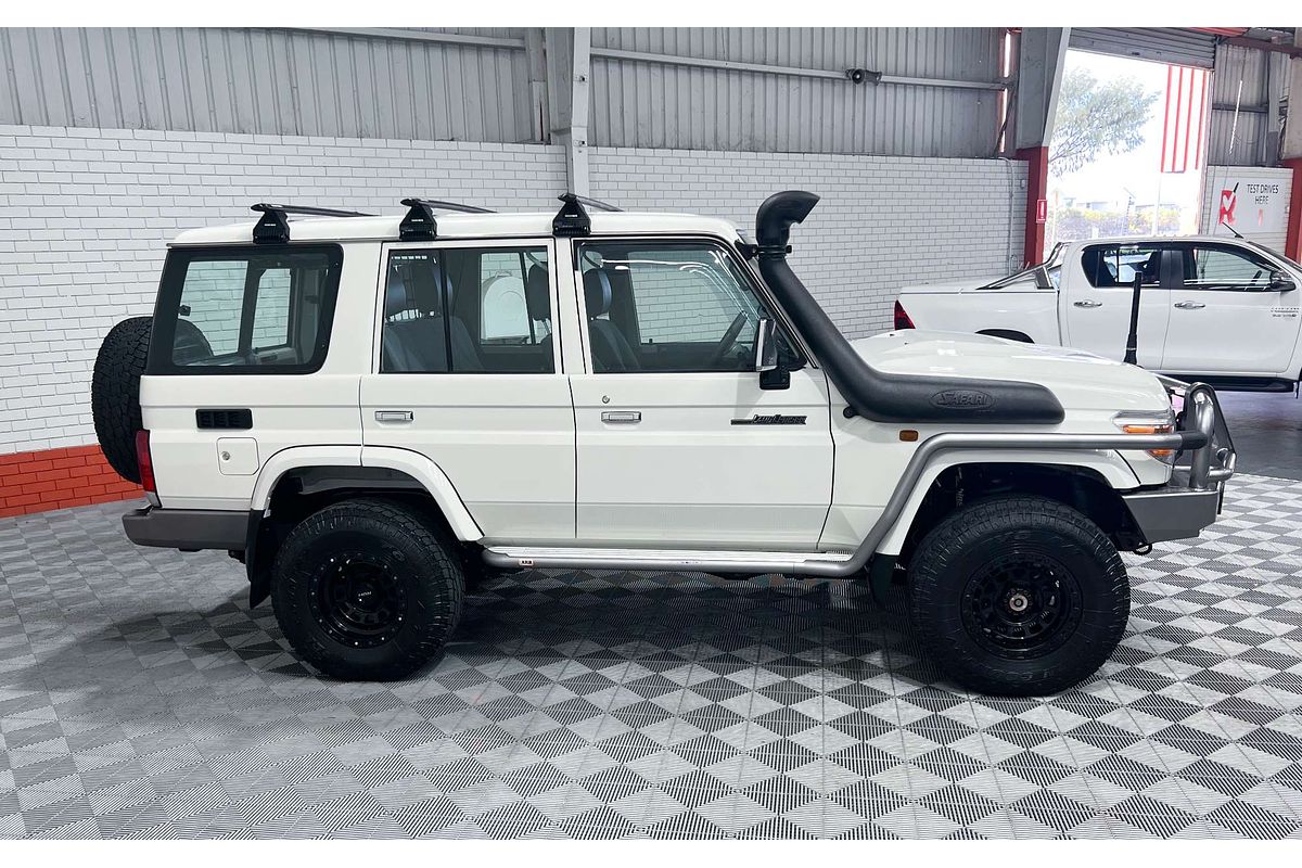 2020 Toyota Landcruiser GXL VDJ76R
