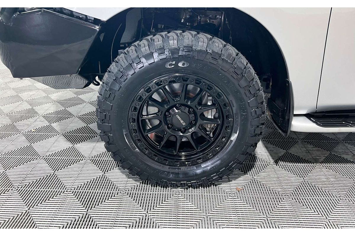 2018 Nissan Patrol Ti Y62 Series 4