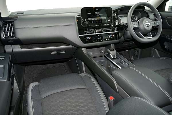 2024 Nissan Pathfinder ST-L R53