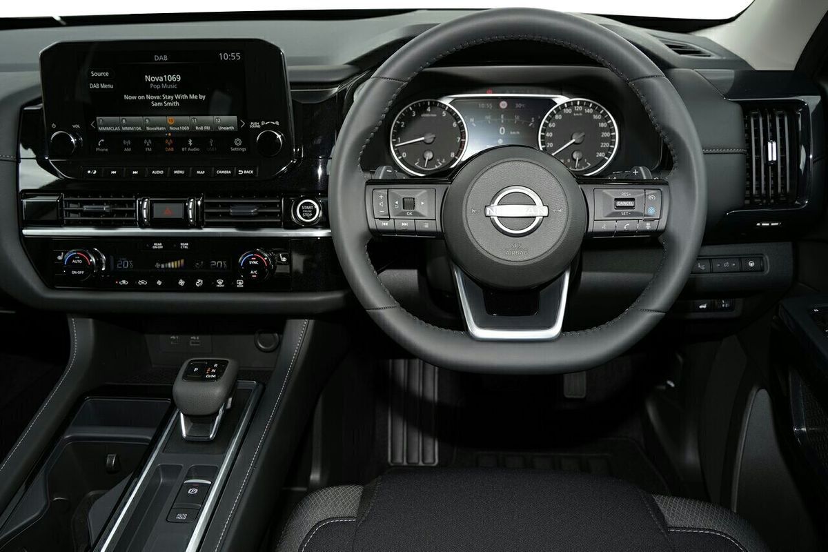 2024 Nissan Pathfinder ST-L R53