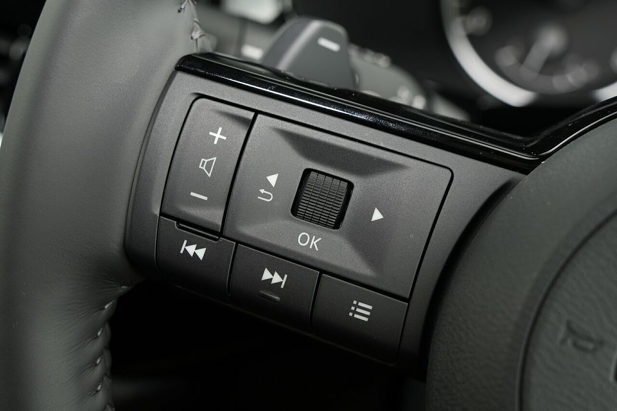 2024 Nissan Pathfinder ST-L R53