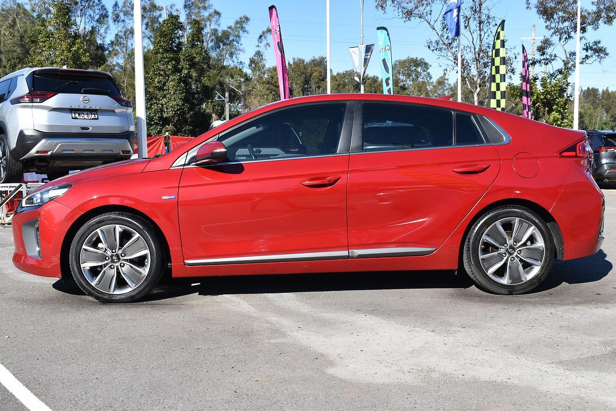 2018 Hyundai IONIQ Hybrid Premium AE.2