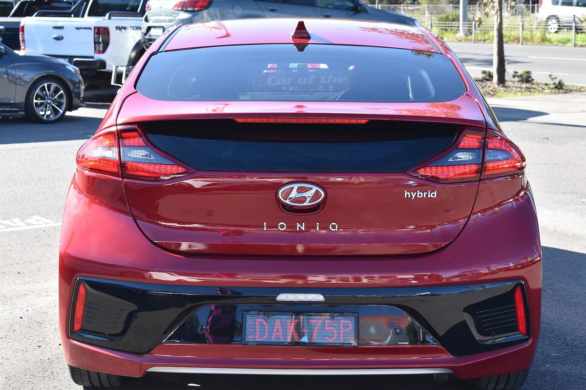 2018 Hyundai IONIQ Hybrid Premium AE.2