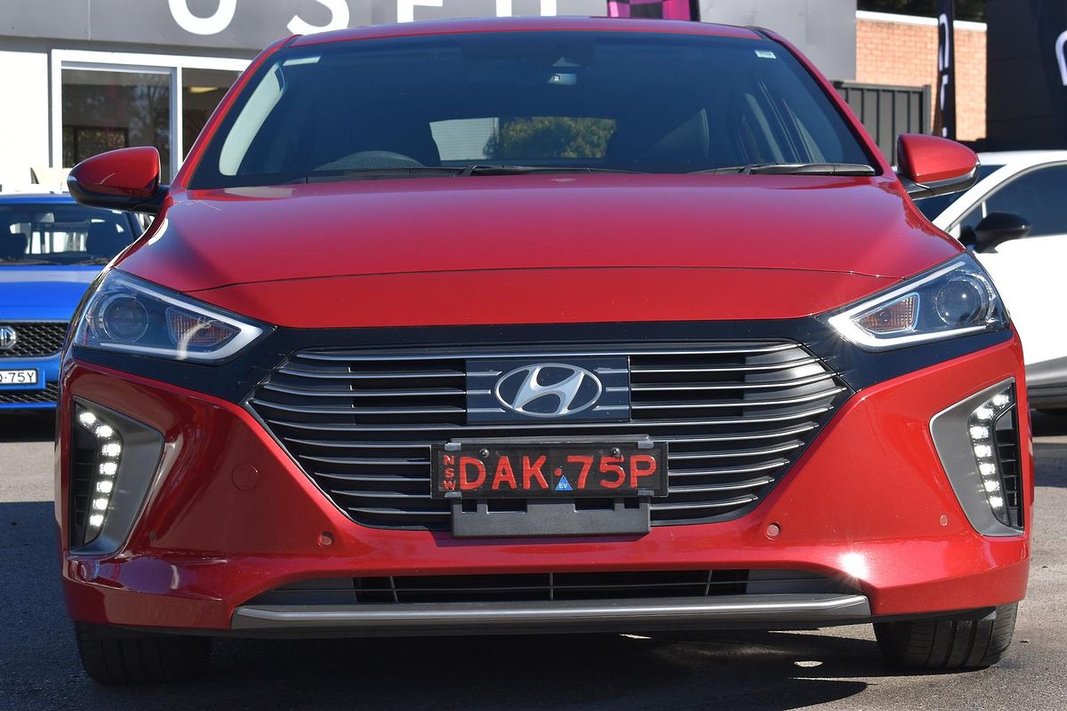 2018 Hyundai IONIQ Hybrid Premium AE.2