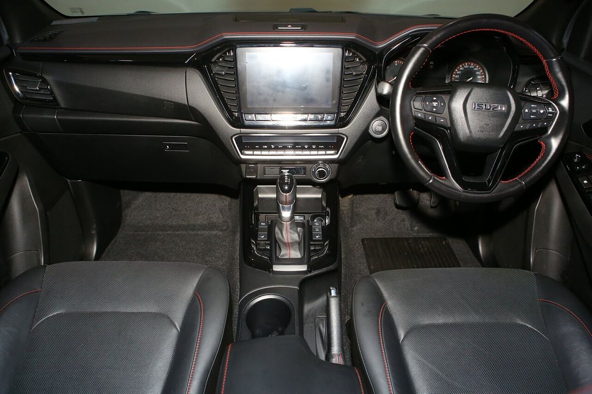 2022 Isuzu D-MAX X-TERRAIN 4X4