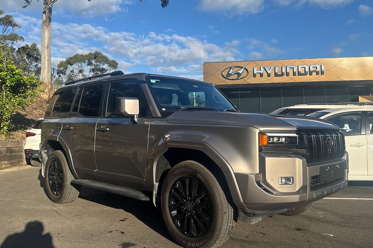 2024 Toyota Landcruiser Prado VX GDJ251R