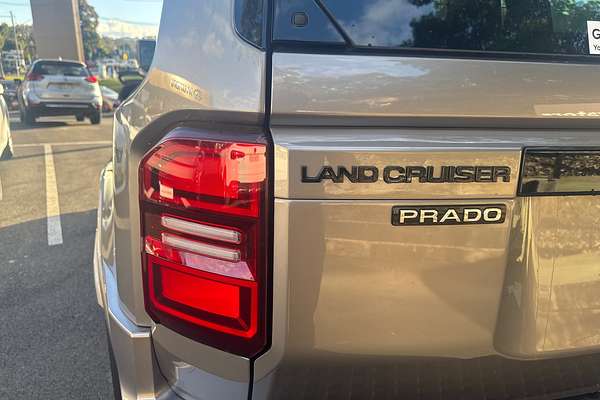 2024 Toyota Landcruiser Prado VX GDJ251R