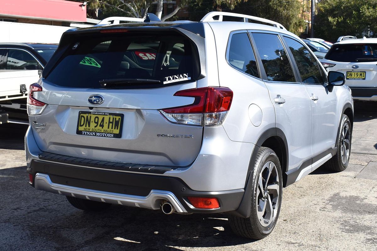 2024 Subaru Forester 2.5i-S S5
