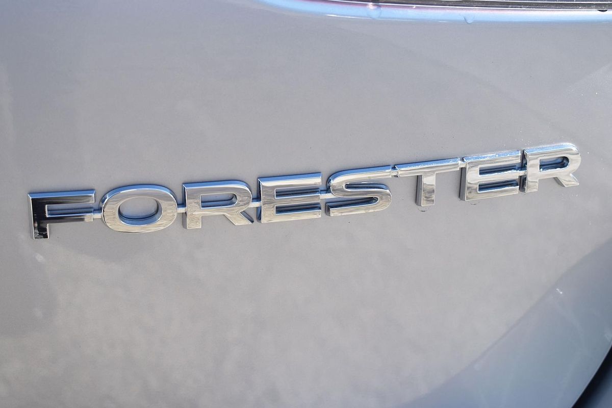 2024 Subaru Forester 2.5i-S S5