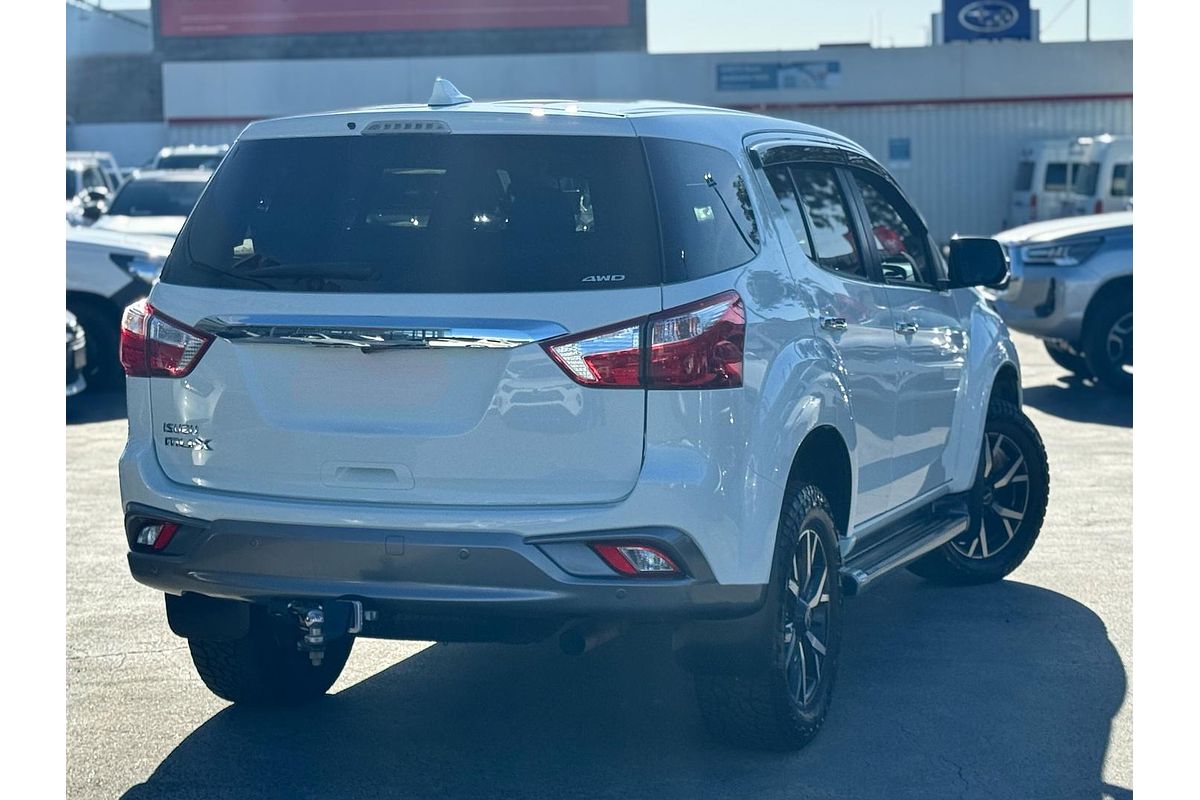 2021 Isuzu MU-X LS-U