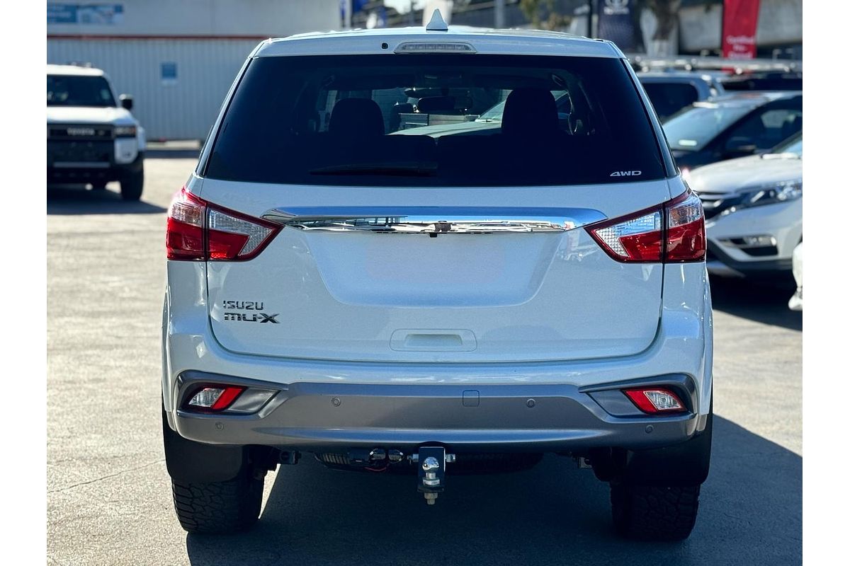 2021 Isuzu MU-X LS-U