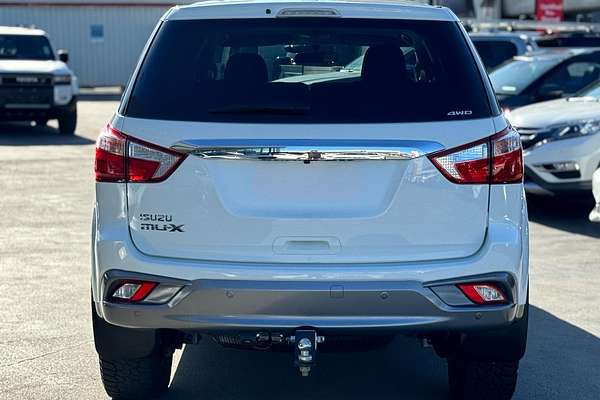 2021 Isuzu MU-X LS-U
