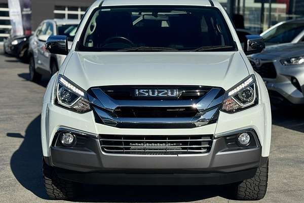 2021 Isuzu MU-X LS-U