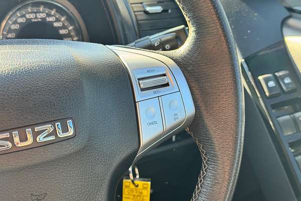 2021 Isuzu MU-X LS-U