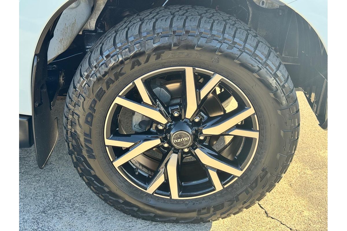 2021 Isuzu MU-X LS-U