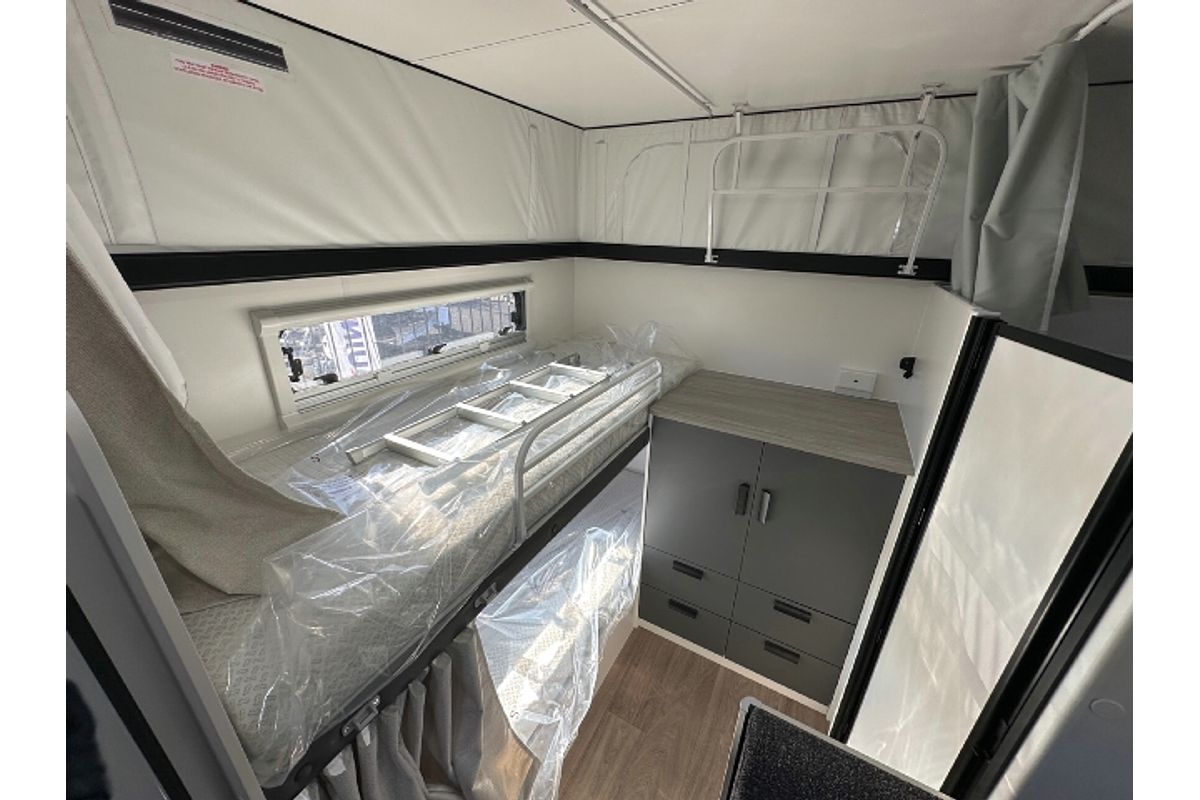 2025 Jayco STARCRAFT POPTOP 17.58-3.BP.SC-MY25
