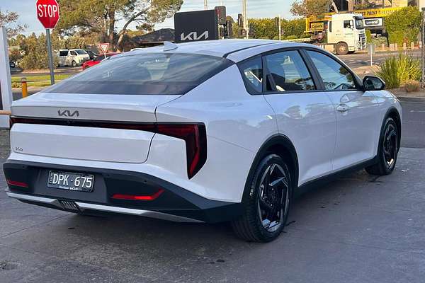 2025 Kia K4 Sport+ CL4m