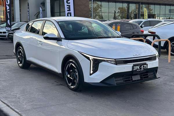 2025 Kia K4 Sport+ CL4m