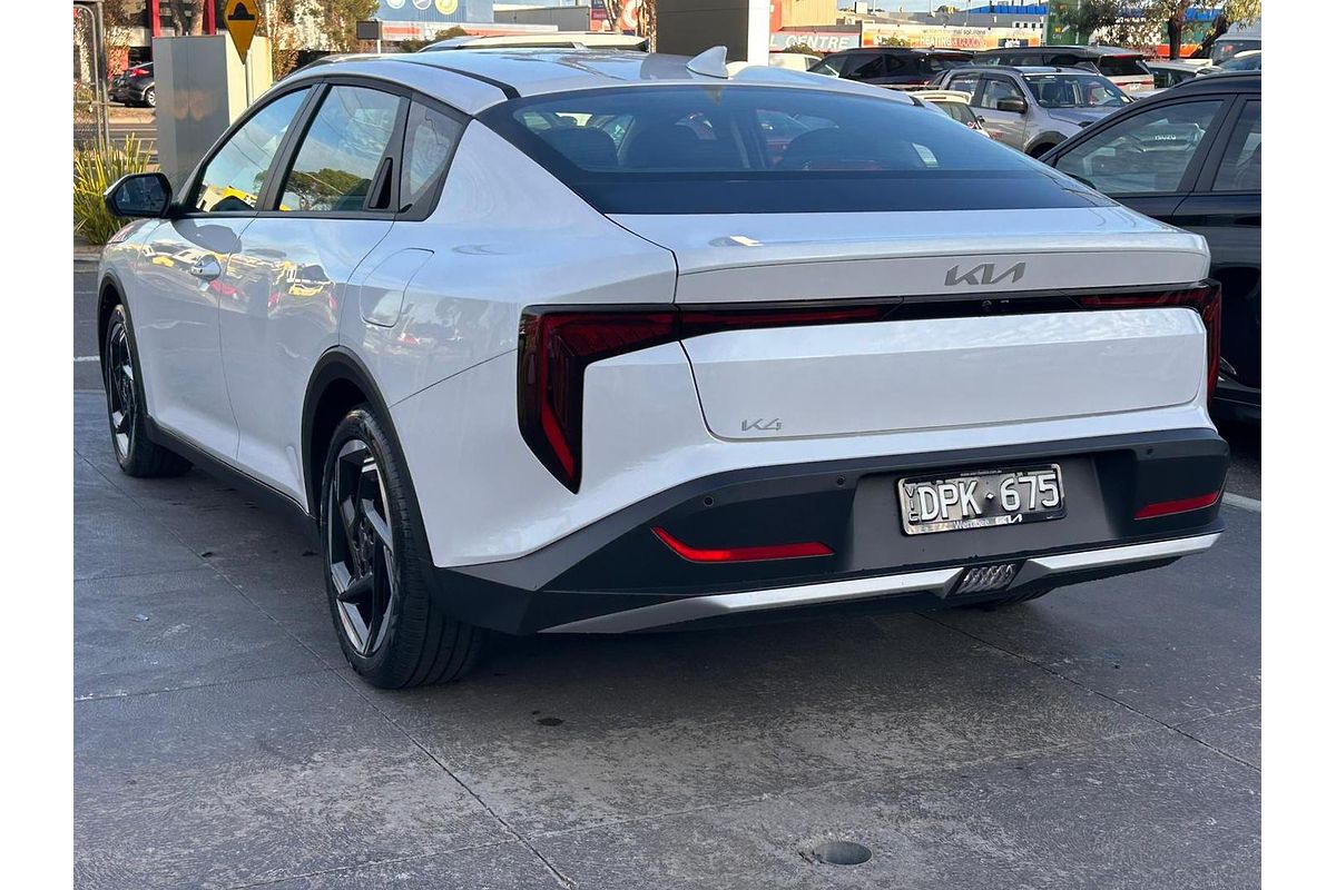 2025 Kia K4 Sport+ CL4m