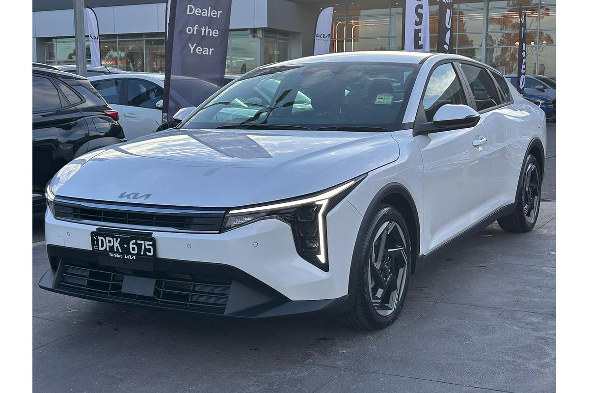 2025 Kia K4 Sport+ CL4m