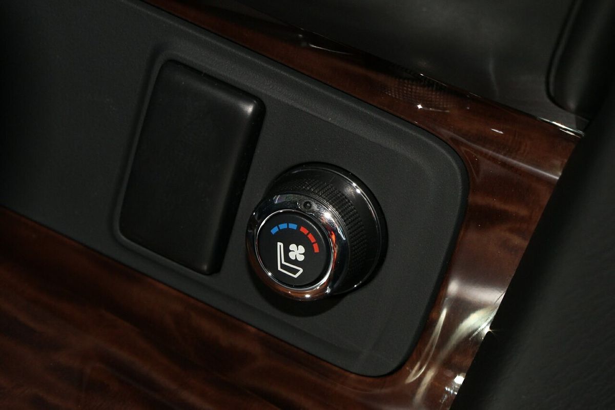 2025 Nissan Patrol Ti-L Y62