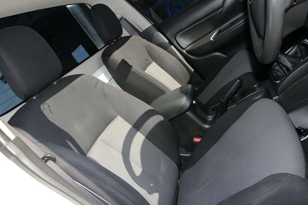 2019 Mitsubishi Triton GLX MR Rear Wheel Drive
