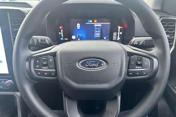 2024 Ford Everest Ambiente 2.0L