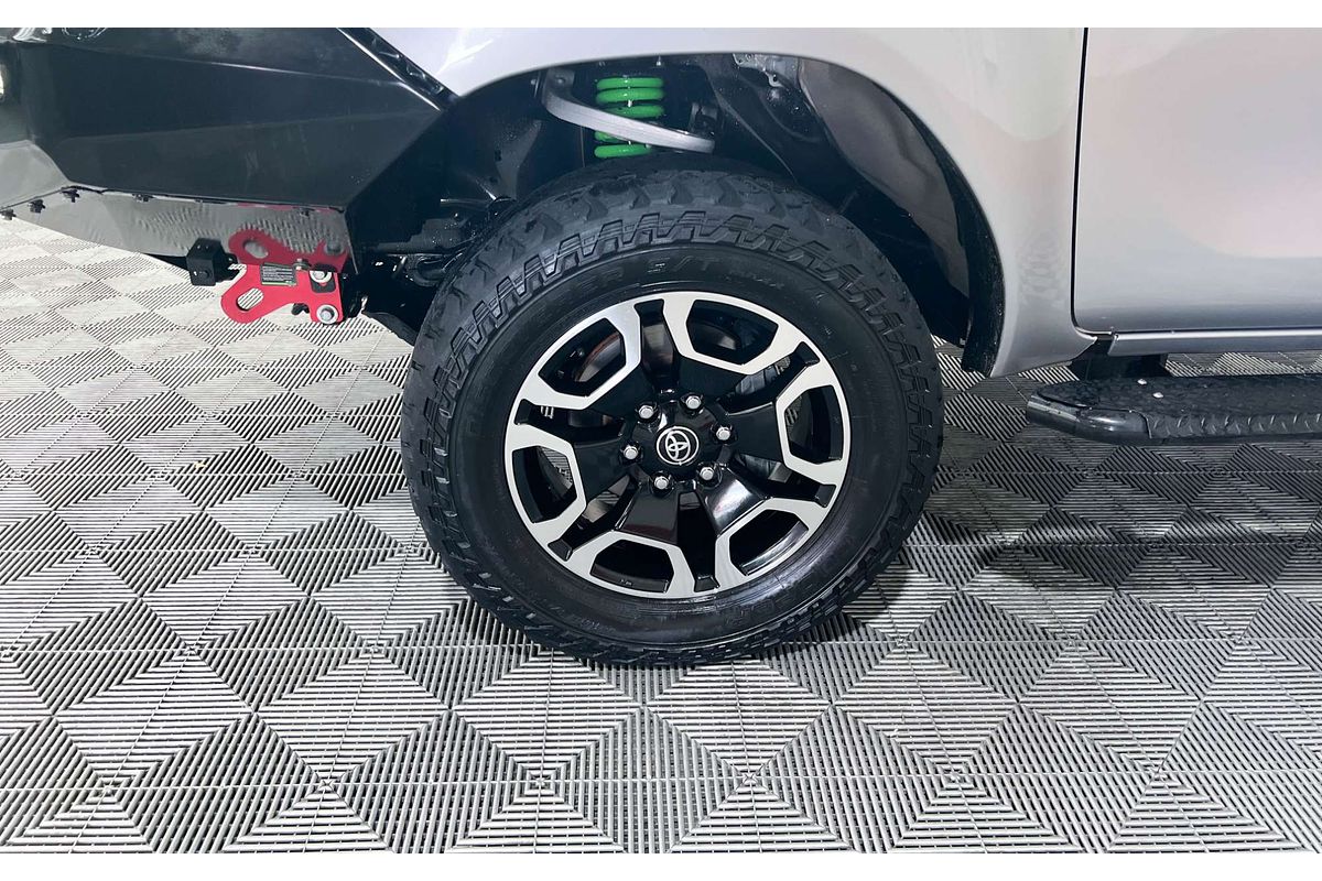 2020 Toyota Hilux SR5 GUN126R 4X4