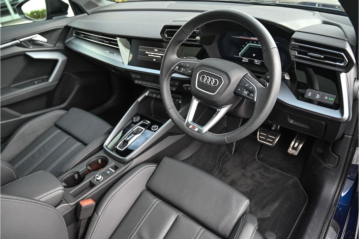 2024 Audi A3 35 TFSI S line GY