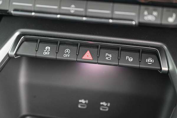 2024 Audi A3 35 TFSI S line GY